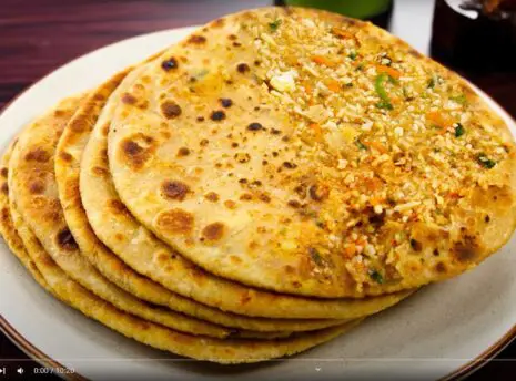 Gobhi Paratha 3